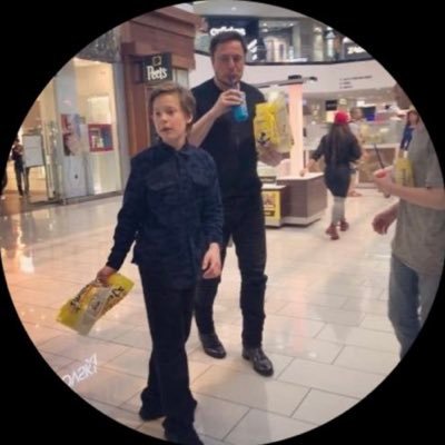 Mdshaal95710667's profile picture. Am Kia Musk 🇺🇸Son of Elon Musk 🇺🇸a CEO of Tesla & Spacex 🚀🪐 l I will never speak ill of my dad ❤️#DOGE