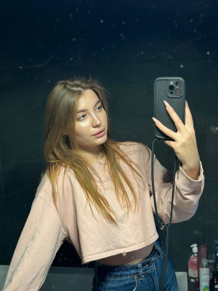 iramiooo's profile picture. fay | uark-26 | southern nights