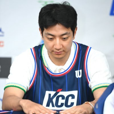 vera_nyo's profile picture. 