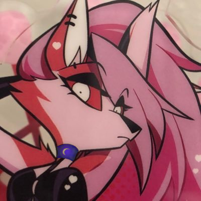 LoonaBoyFeet's profile picture. NSFW! Call me Loona or puppycat. 24 (any/all) 🏳️‍🌈 Feet, paws, shoes, and socks~ 
Finswitch + puppy, support my adventures 💜 $LoonaBoyFeet