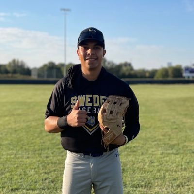 JULSCHAVIRA's profile picture. 🇲🇽 |22| 180 5’11 | OF/2B | Commitment Bethany College KS 🇸🇪