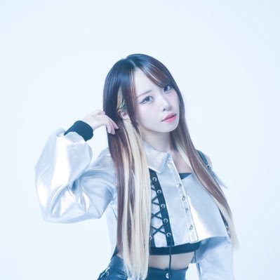 LPR_leon's profile picture. @LOPARA_official 歌が好きです。🎤 #あげはなび 🦋 https://t.co/XcReIHqgup
