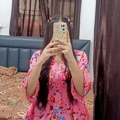 __Merimarzi's profile picture. Distance yourself for a bit,you will realise a lot.