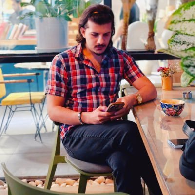 HosseinS_2000's profile picture. Never Give Up💪🏻/ Car lover🏎️/ Fan of 🧗🏻‍♂️🎬🎤🏸🎮🎤🇺🇸...🚶🏻‍♂️‍➡️