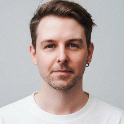 vasdud's profile picture. Product designer at EdTech product.

🫂 Inclusive design, usability
🎮 Games
🚴‍♀️ Urbanism
🎹 Modular synths
🦖Dumb jokes