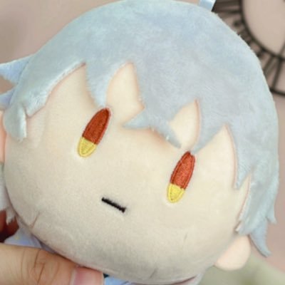 p_8fru_its's profile picture. 
