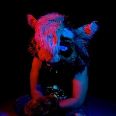 Not_Bomm's profile picture. 25 | M | He/Him | Bi | pfp by @jaxthewolf8 | NSFW🔞AD of @bomms_away