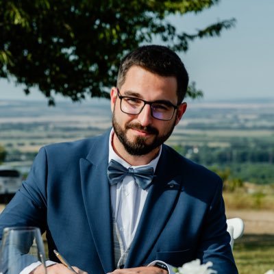 davx2142's profile picture. Junior AI dev | senior PHP | Web applications | Technology fanatic🤖 | 🇭🇺