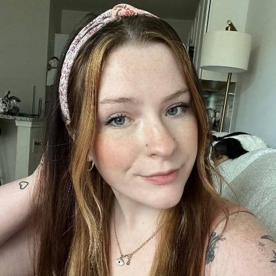 elf_bxbye's profile picture. 