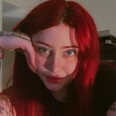 eeemmmilyyy_m's profile picture. Sweet Midwest lips, but they don’t stay innocent for long.
Indiana raised me, but I learned to ride dirty.
 Hit my FREE link 🔗 if you dare. 

DOWN THERE  🎁⬇️