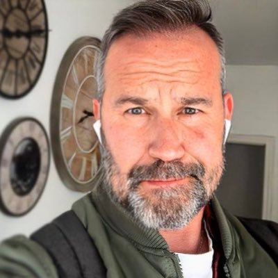 Alexjohnimic's profile picture. 