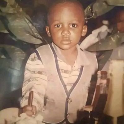 Ebusmoney001's profile picture. Calm and reserved