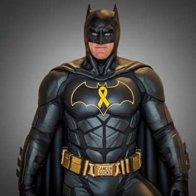 bekind_batman's profile picture. 😃Spreading smiles, one person at a time 👮‍♂️Former cop for 21 years 🦸 Superhero for sick children 🎗️ 🔗 Click the link below for a free superhero visit! 👇