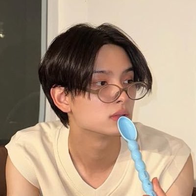 imurstarlist's profile picture. ( @ heartchu ♡ྀི ) ‧₊˚◌ ⭐️🐽 ⠀ ⌗ khunpol ! ໒꒱ིྀ ‧₊˚⊹ ⠀ ⠀ ⠀⠀ 🍰📁 + jungt & aa ⸝⸝⸝ ⠀ |⠀🎼🌧️