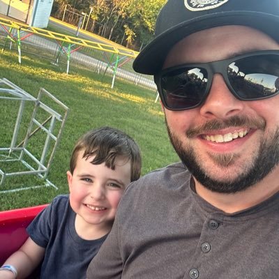 HardKnoxLife92's profile picture. Just living the married life and we’re enjoying every second with our son Cooper and daughter Tilly! 🤘🏼
