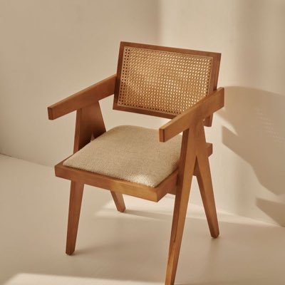 Nanda08884393's profile picture. 