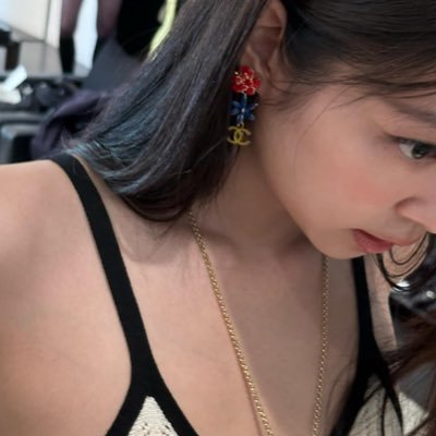 This is Jennie Blackpink Parody-96-I’ll treat you like a VIP.