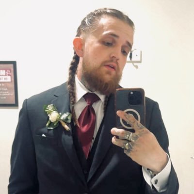 TheS_Wayne's profile picture. IDK what I’m doing | Basshead | Rave Dad | Rave Jesus