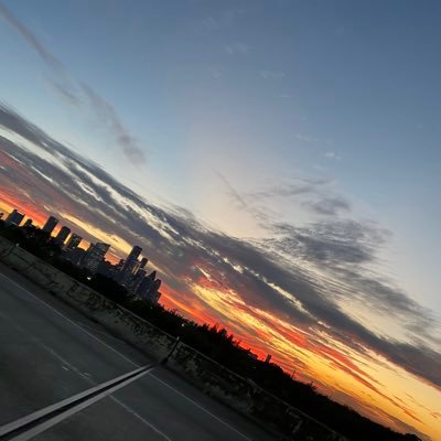 Joseee1817's profile picture. L.O.V.E🤍 LLB UH’