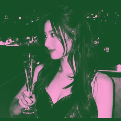 kaylanblaires's profile picture. 