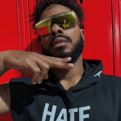 LeadsTheMafia's profile picture. PARODY┊every cloud has a silver lining.