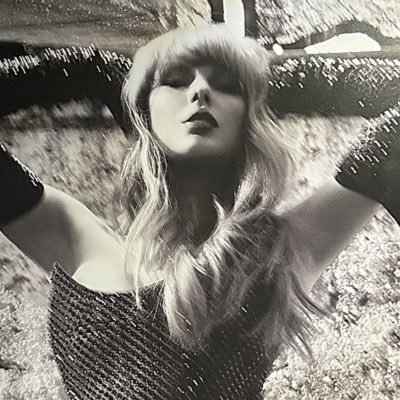 fallingonexile's profile picture. it's the most amazing unspoken dialogue ever • haylor, billie, kstew, streamers, formula 1, séries e filmes