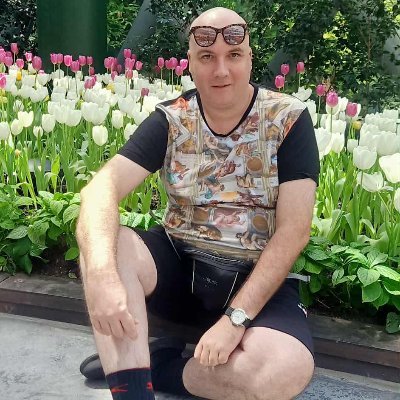 bradleytolhurst's profile picture. I was made on the west coast of north America in 1976 and Daffy Duck was made there in 1937