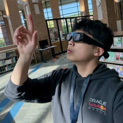 ethangwang's profile picture. 19 🚂 SerialHackContentpreneur 30k+