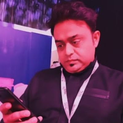 Hammadk54023786's profile picture. مؤسس @WayToHaramain | مرشد رواد الأعمال | مستشار أعمال | مفكر تصميمي | خبير التحول الرقمي
