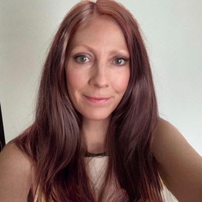 Reader,writer,foodie,and learner of Timbales,Guitar and Photography.I love rain, clouds,trees,sun,skies..and Prince! *Emotional Support Canadian* EAT THE RICH!