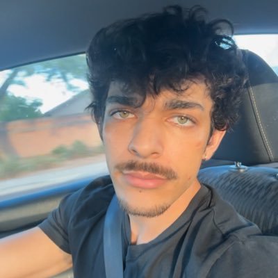 24🥂