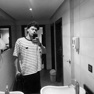 ABA_shadow's profile picture. psychology student 🧠