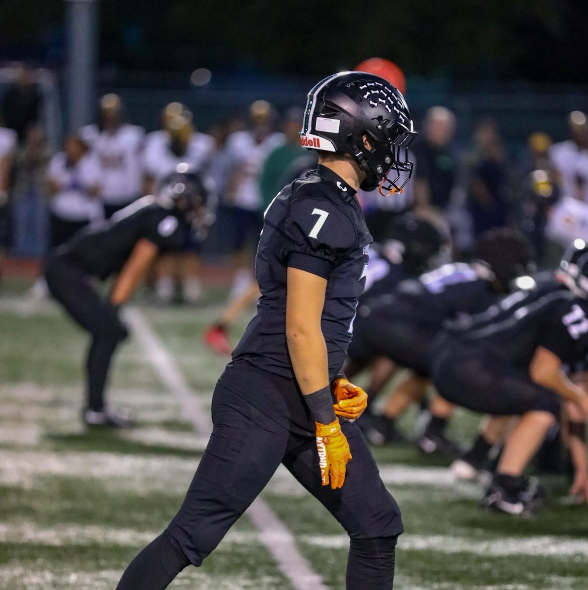 BradyPeter7_17's profile picture. MVHS 27 baseball 💍x1, football