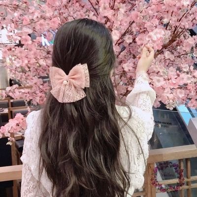 Izzana_13's profile picture. Sharing daily life thoughts and quotes that inspire, motivate, and reflect real moments.