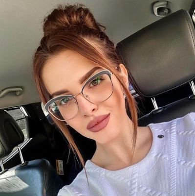 cristina_551's profile picture. Professional