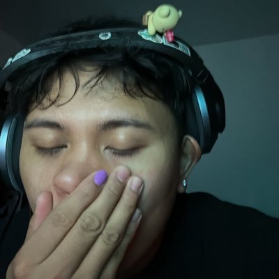 aaronncastillo's profile picture. feeling like 2018 Lil Uzi Vert everyday // ig @manuelaaaronn