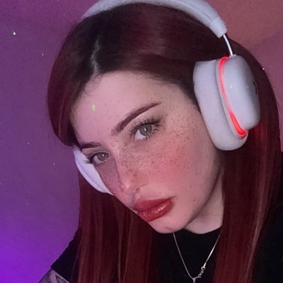 hi_its_em_ily's profile picture. The more you watch the wetter my pussy gets
Voyeurism makes my heart race💫
Catch me playing my pussy on my FREE link🔥