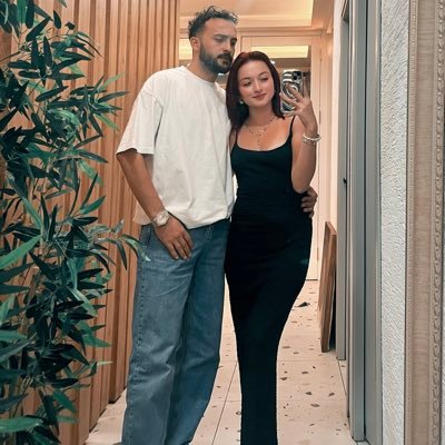 sedefmnds's profile picture. 