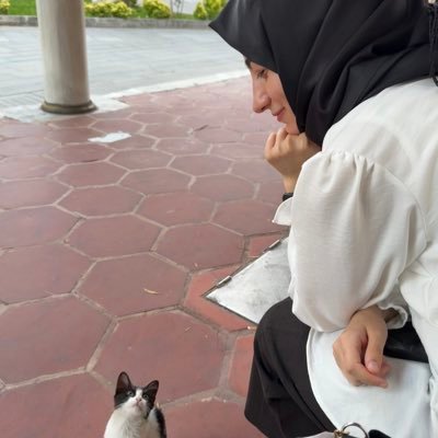 skycengineer's profile picture. Uçağa dokunan bir çocuğun heyecanıyla