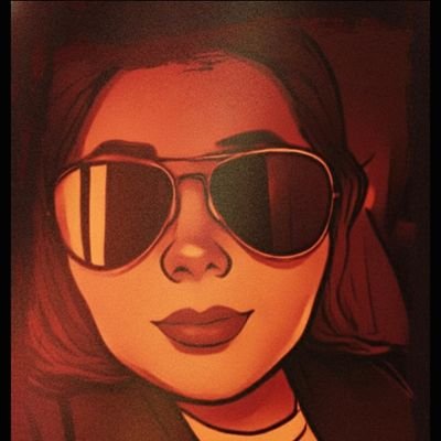 AngieBigRed's profile picture. 🐝