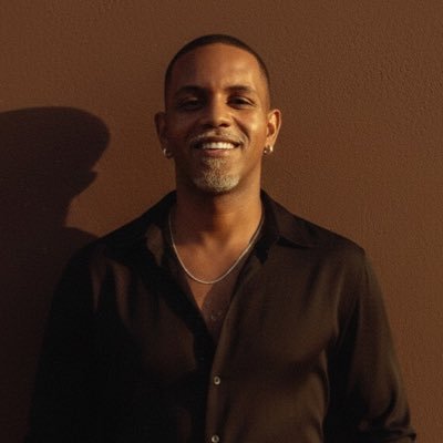 jp_psico's profile picture. Amor só de mãe , paixão só de Cristo