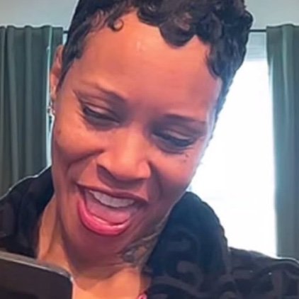 ridingonyachts's profile picture. i dont talk unless i’m high