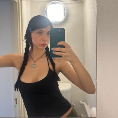 corporatemaiden's profile picture. 