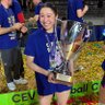 captainmayu's profile picture. ⚠️ don’t reshare my tweets | 🇸🇪 isabelle haak, 🇯🇵 mayu ishikawa, yoshino sato. women’s volleyball.