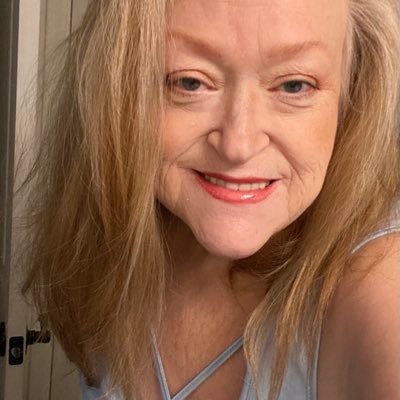 KristinaLee1964's profile picture. Be courageous enough to be disliked.