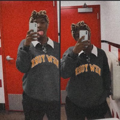 queenleiiiii's profile picture. rip pops🕊| libra 🔮 | 24| queer 🏳️‍🌈 | NZH🧩| professional yapper, romantic and stoner 🪽