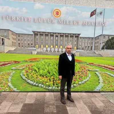 veysiduran's profile picture. 