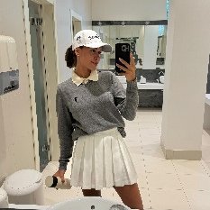 Sophia001111's profile picture. Like traveling, ✈️ fitness, 🏃♀️🏌️♀️