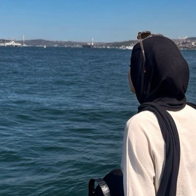 meyli___wisal's profile picture. 𝐀𝐥𝐢𝐦 𝐛𝐢𝐧 𝐛𝐢𝐥𝐢𝐫 𝐛𝐢𝐫 𝐬ö𝐲𝐥𝐞𝐫 𝐜𝐚𝐡𝐢𝐥 𝐛𝐢𝐫 𝐛𝐢𝐥𝐢𝐫 𝐛𝐢𝐧 𝐬ö𝐲𝐥𝐞𝐫.... ✍️