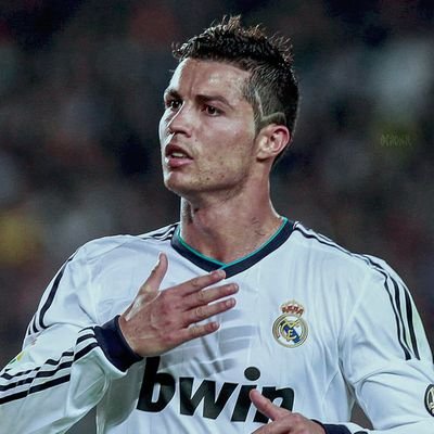 AsserCR7777's profile picture. Madridista 🤍👑 
Hala Madrid y nada más 🤍💜
@realmadrid | @cristiano | @KMbappe | @nikefootball | @belleieilish